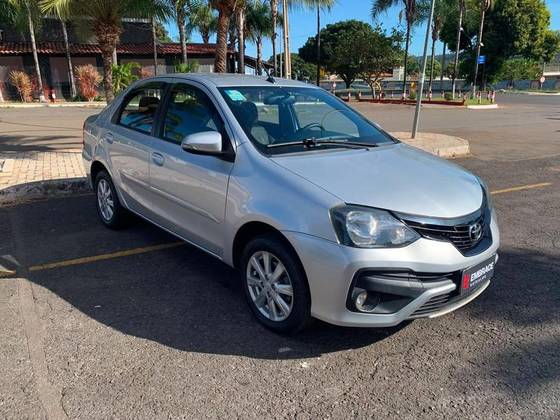 TOYOTA ETIOS 1.3 X 16V FLEX 4P AUTOMÁTICO TOYOTA ETIOS 1.3 X 16V FLEX 4P AUTOMÁTICO